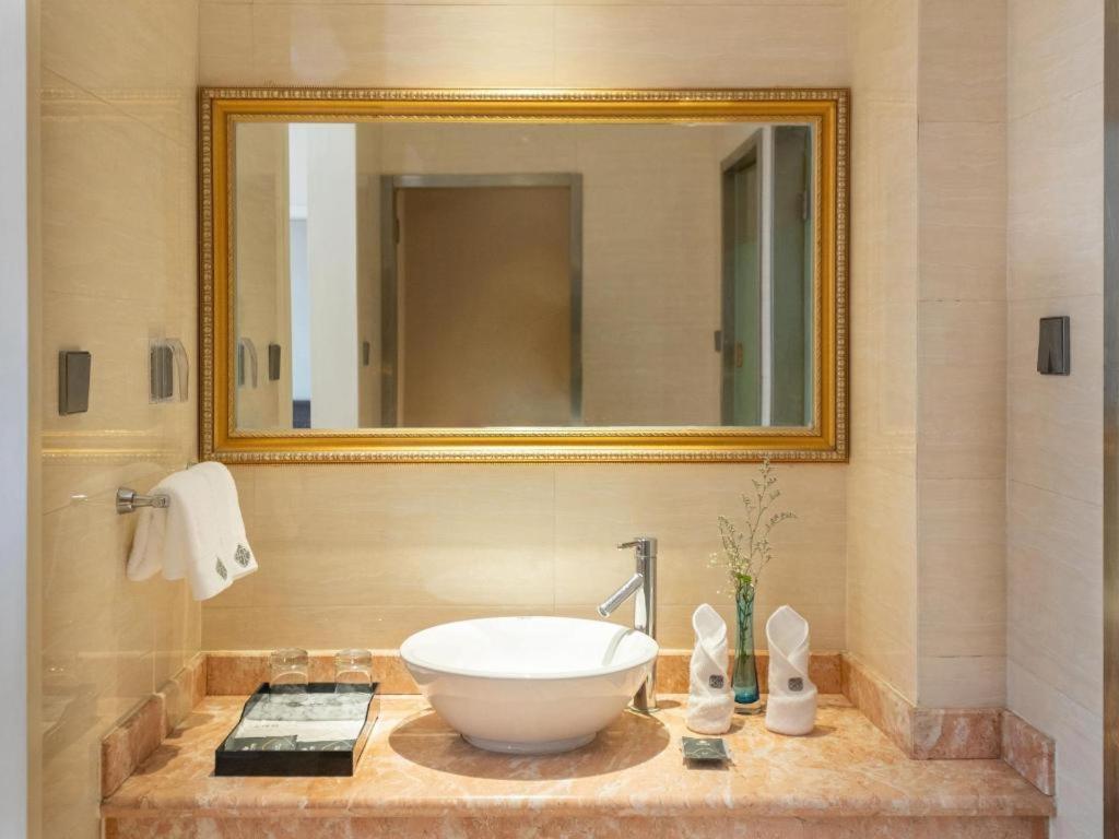 Chonpines Hotels- Shijiazhuang Fangbei Ershilipu  Ngoại thất bức ảnh